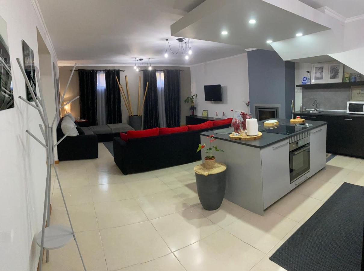 Alojamento House 66 Daire Ponta Delgada Dış mekan fotoğraf